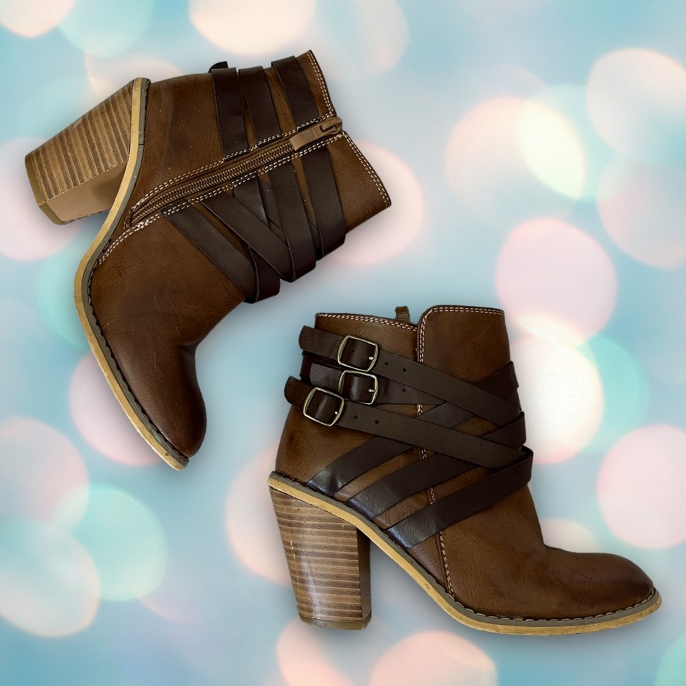 Journee Collection Women’s Brown Strappy Heel Ankle Booties Boots Size 6